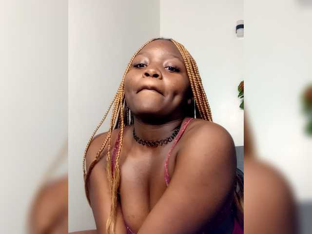 dilanloyal's BongaCams show and profile