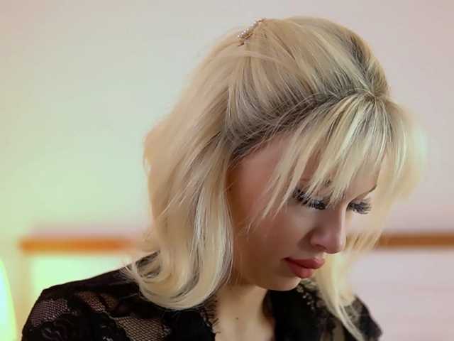 AdelineKing live cam on BongaCams