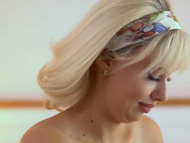 AdelineKing live cam on BongaCams