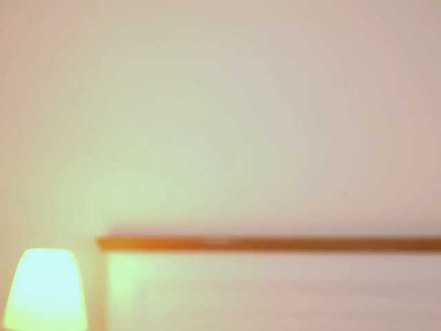 AdelineKing live cam preview