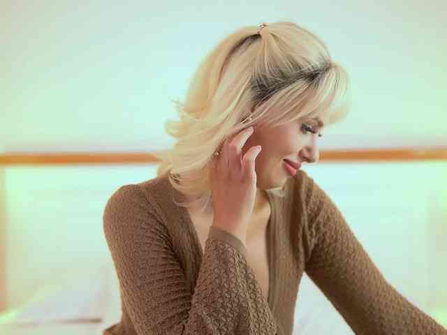 Modelo: AdelineKing