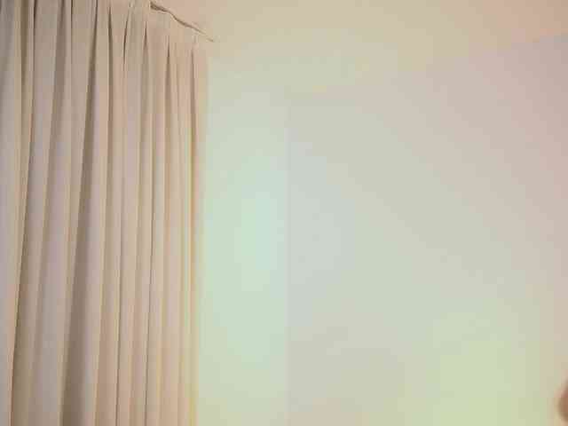 AdelineKing webcam