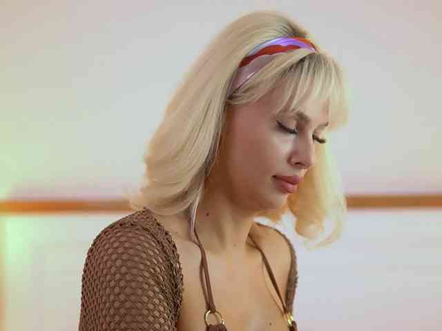 AdelineKing webcam