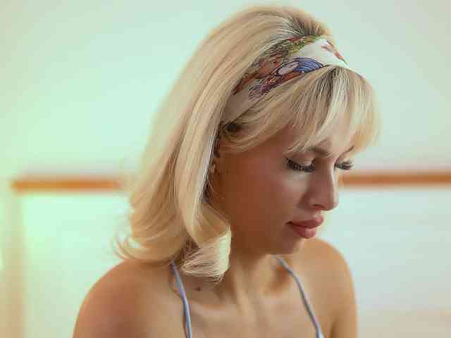 AdelineKing AdelineKing