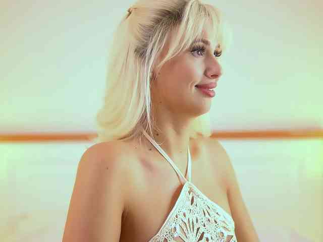 AdelineKing AdelineKing