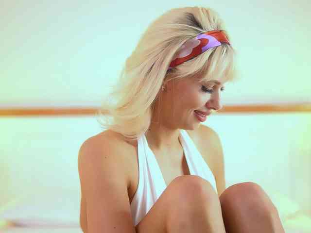 AdelineKing webcam