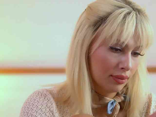 AdelineKing webcam