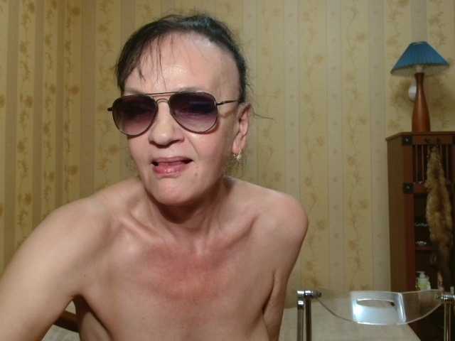 Valenttijm3851 live cam on BongaCams