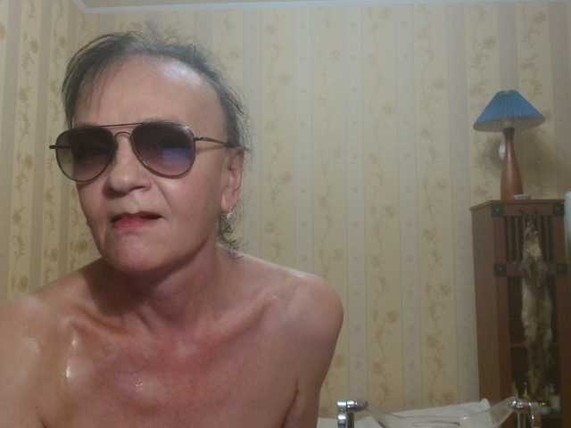 Valenttijm3851 live cam on BongaCams