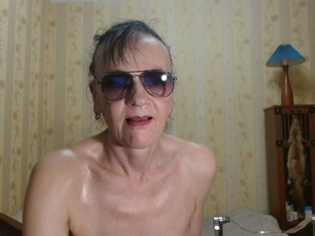Valenttijm3851 live cam on BongaCams