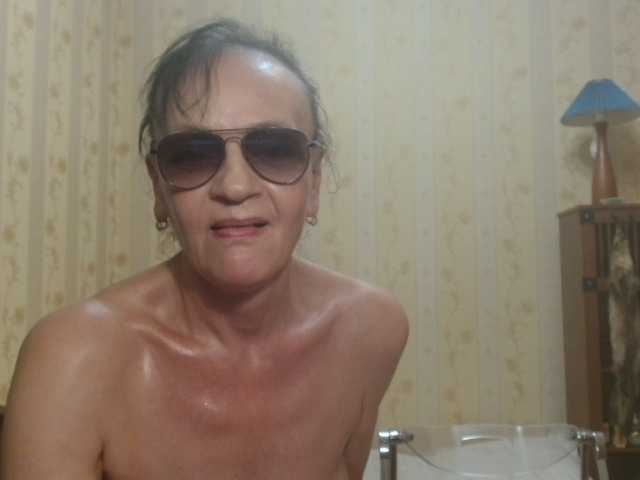 Valenttijm3851 live cam on BongaCams