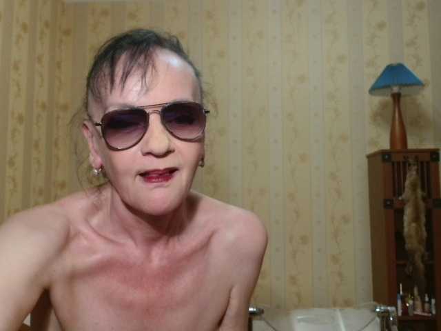 Valenttijm3851 live cam on BongaCams
