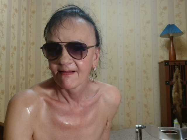 Valenttijm3851 live cam on BongaCams