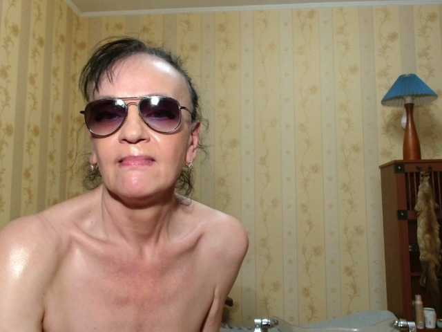 Valenttijm3851 live cam on BongaCams