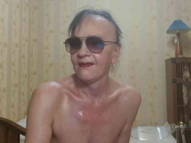 Valenttijm3851 webcam