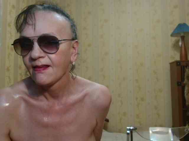Valenttijm3851 webcam