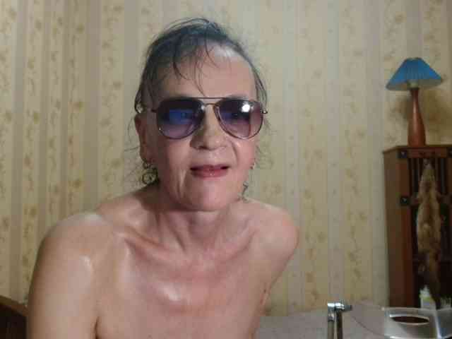 Valenttijm3851 webcam
