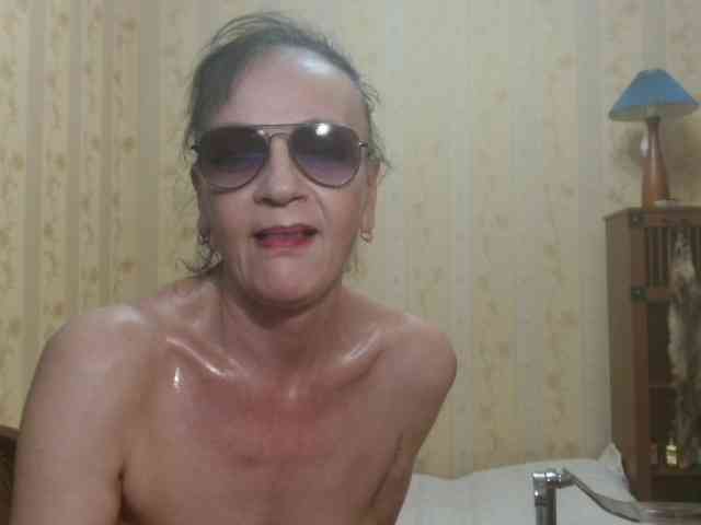 Valenttijm3851 webcam