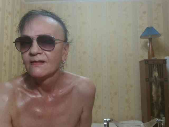 Valenttijm3851 webcam