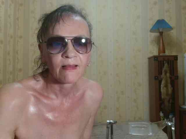 Valenttijm3851 webcam