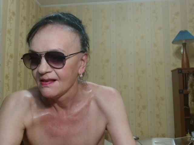 Valenttijm3851 webcam
