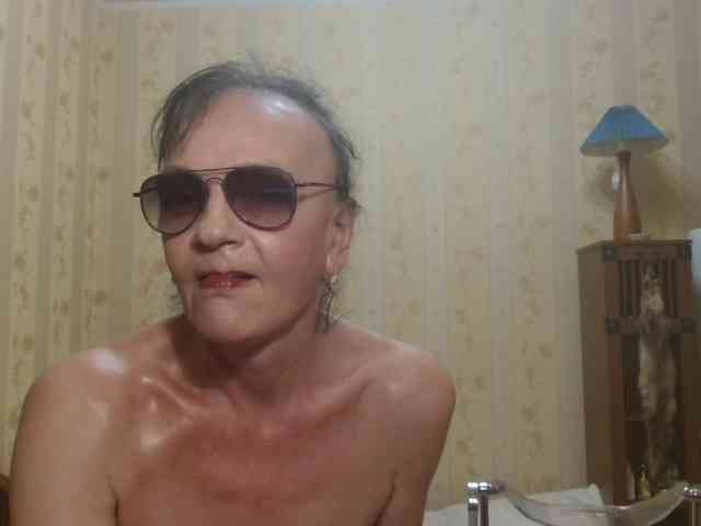 Valenttijm3851 webcam