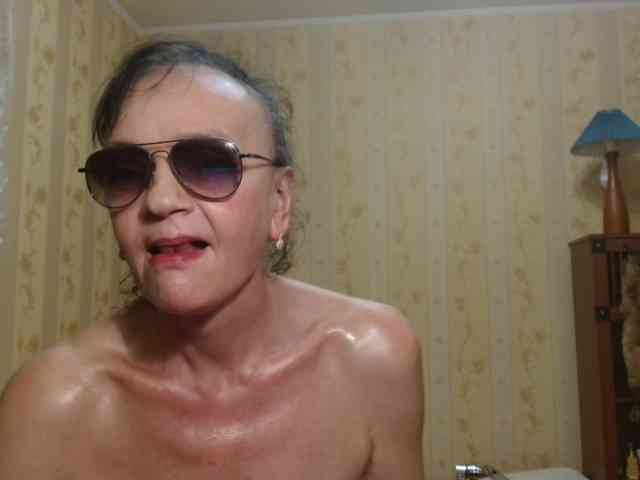 Valenttijm3851 webcam