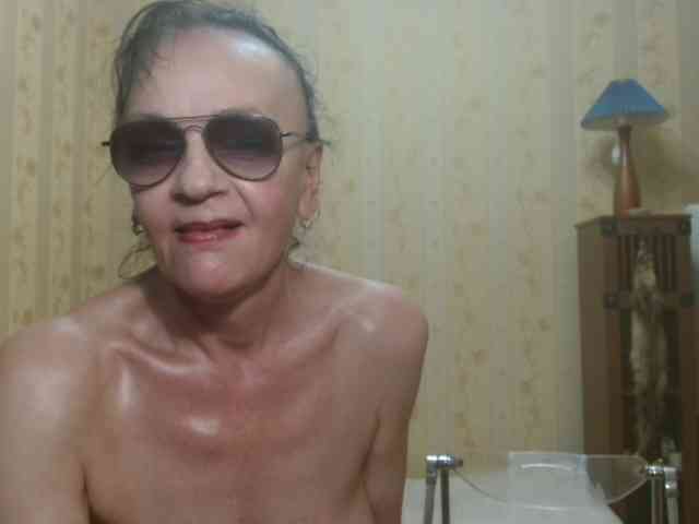 Valenttijm3851 webcam