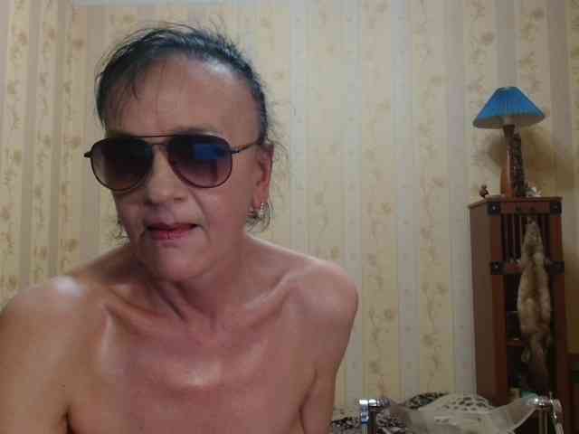 Valenttijm3851 webcam