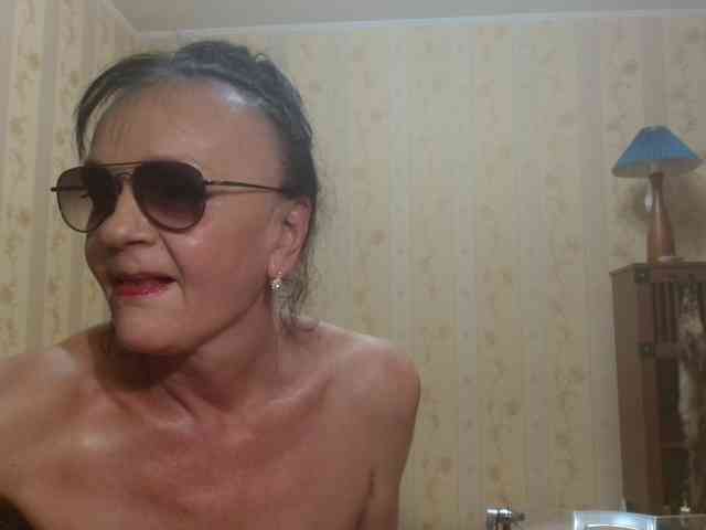 Valenttijm3851 webcam
