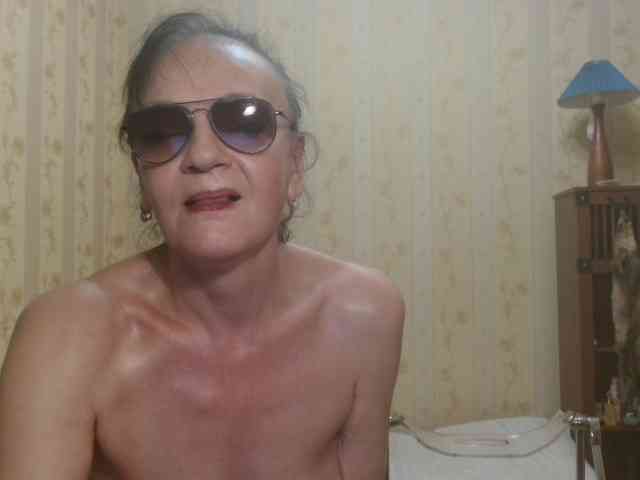 Valenttijm3851 webcam
