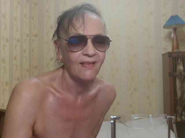 Valenttijm3851 webcam