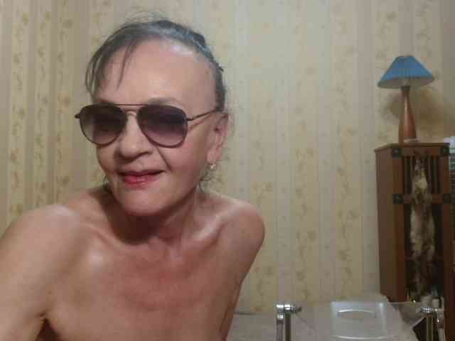 Valenttijm3851 webcam