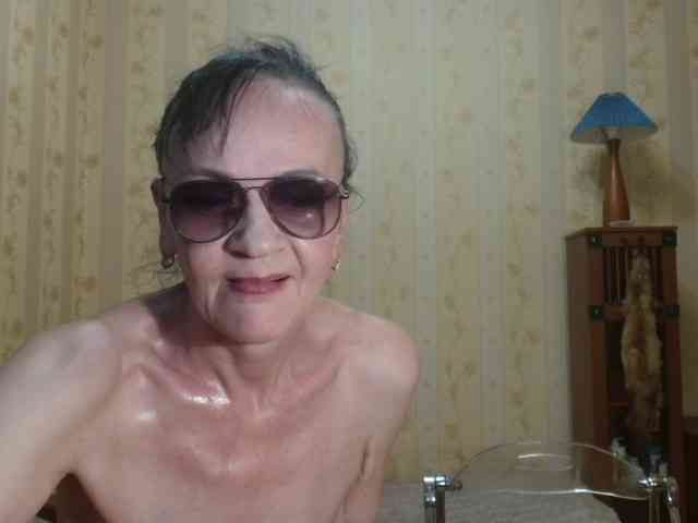 Valenttijm3851 webcam
