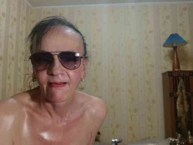 Valenttijm3851 webcam