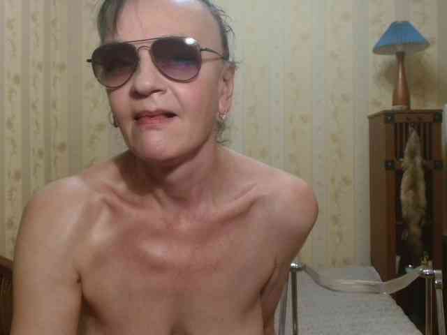Valenttijm3851 webcam
