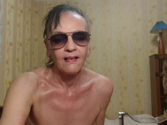 Valenttijm3851 webcam