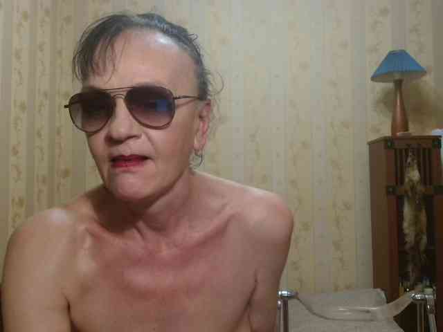 Valenttijm3851 webcam