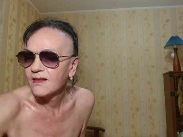 Valenttijm3851 webcam