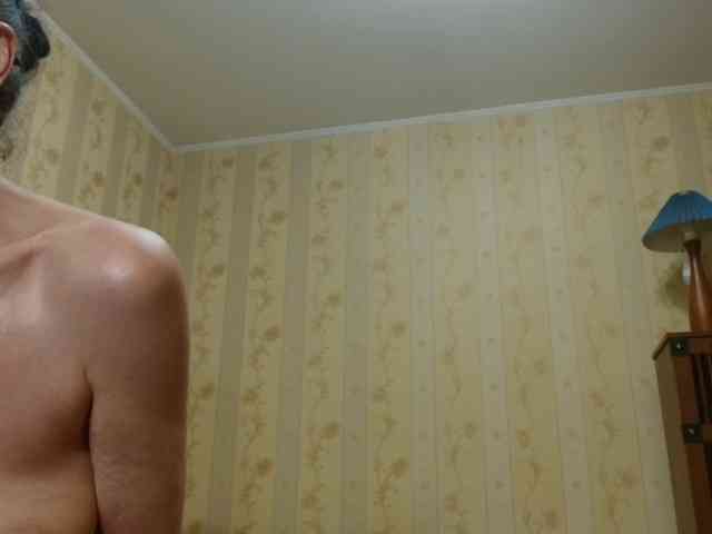 Valenttijm3851 webcam