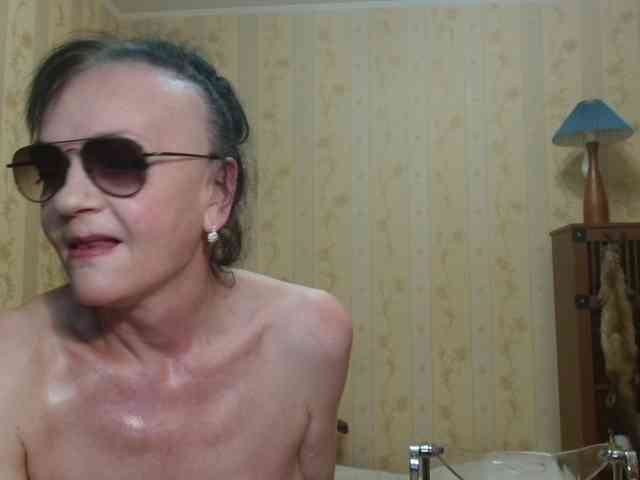 Valenttijm3851 webcam