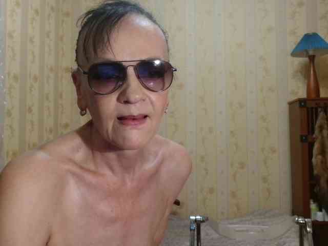 Valenttijm3851 webcam