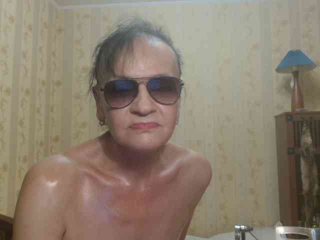 Valenttijm3851 webcam