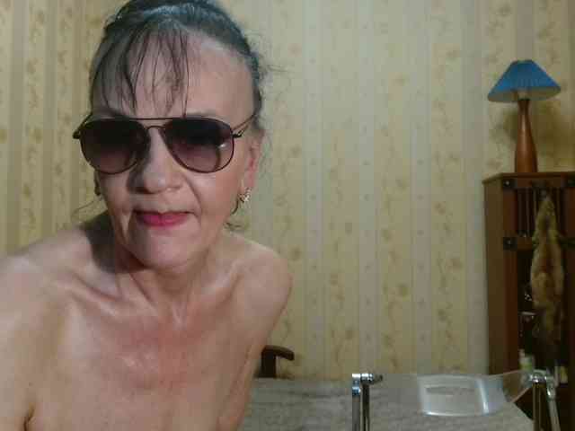 Valenttijm3851 webcam