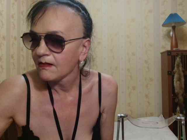 Valenttijm3851 webcam