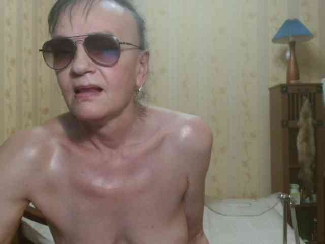 Valenttijm3851 webcam