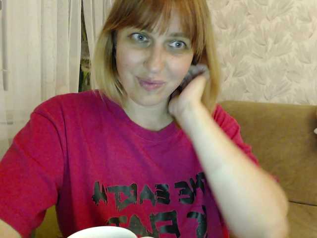 Karmella live cam on BongaCams