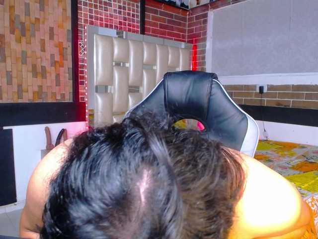 KrissSweetBoobs live cam on BongaCams