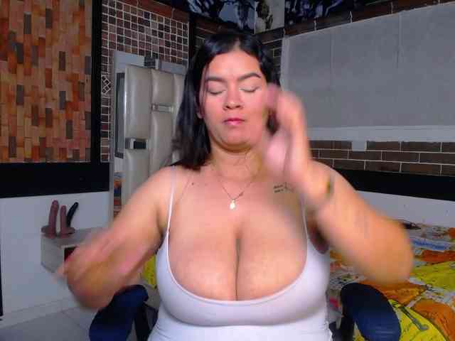 KrissSweetBoobs