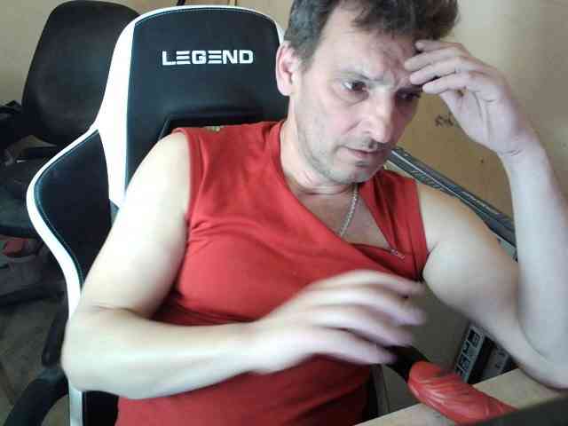 HugeFanny